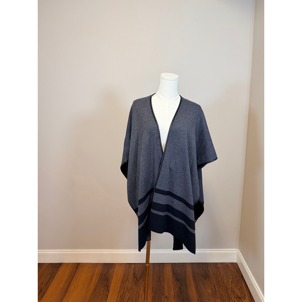 Ann Taylor Factory Gray Black Striped Knit‎ Wrap Faux Leather Trim One Size
